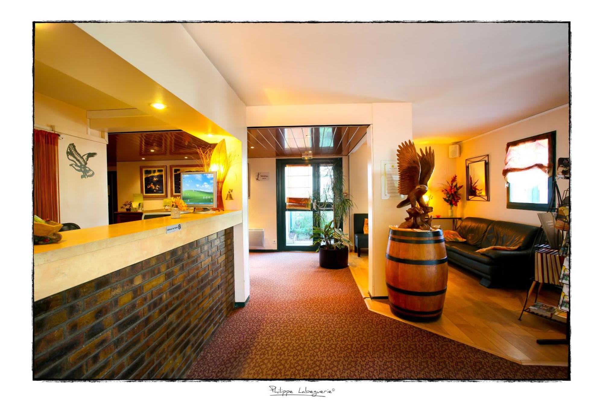 Logis Hotel Horus Restaurant Les Bruyeres Toulenne 외부 사진
