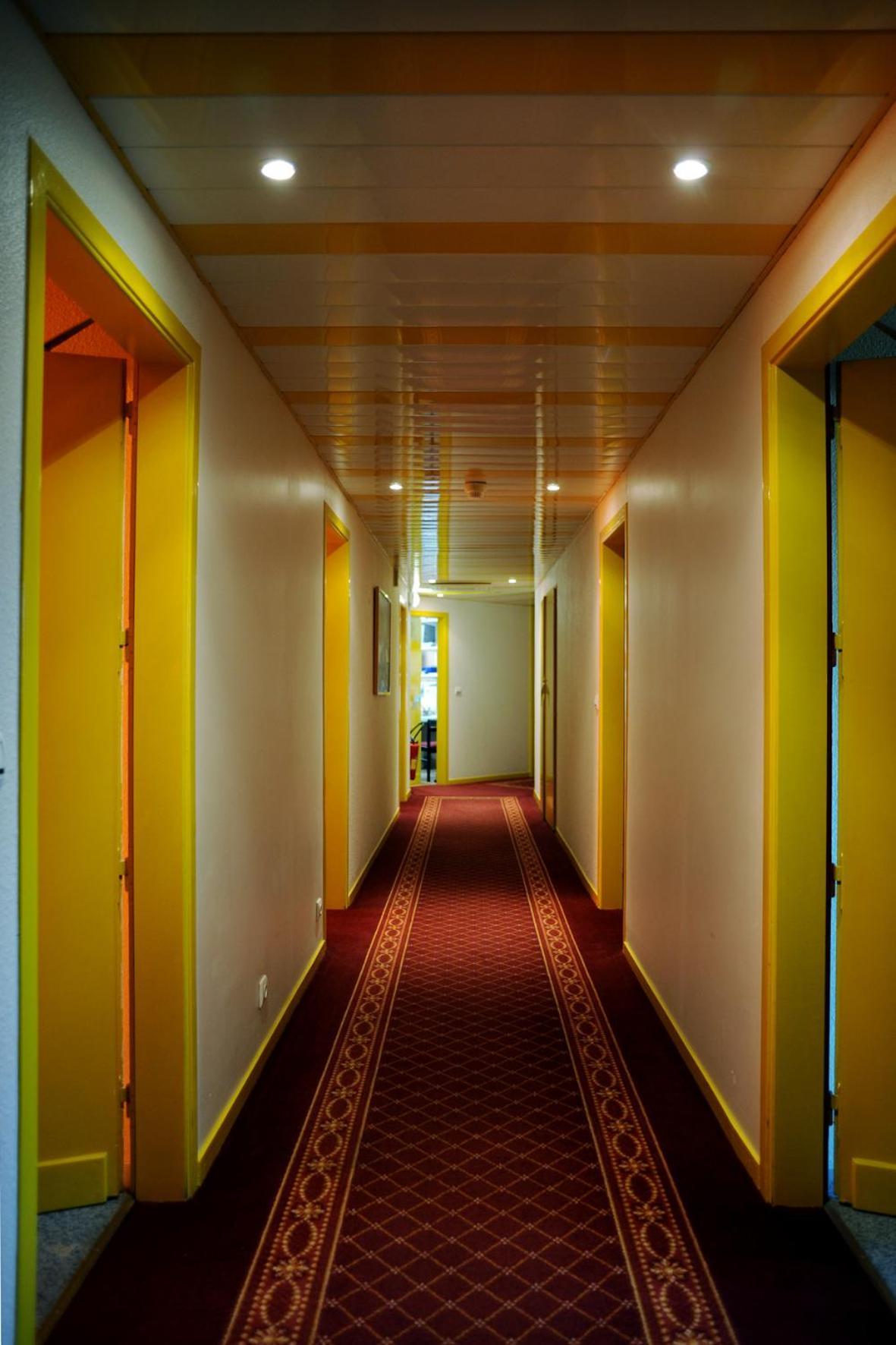 Logis Hotel Horus Restaurant Les Bruyeres Toulenne 외부 사진