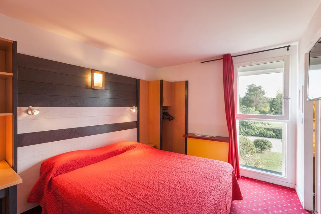 Logis Hotel Horus Restaurant Les Bruyeres Toulenne 객실 사진