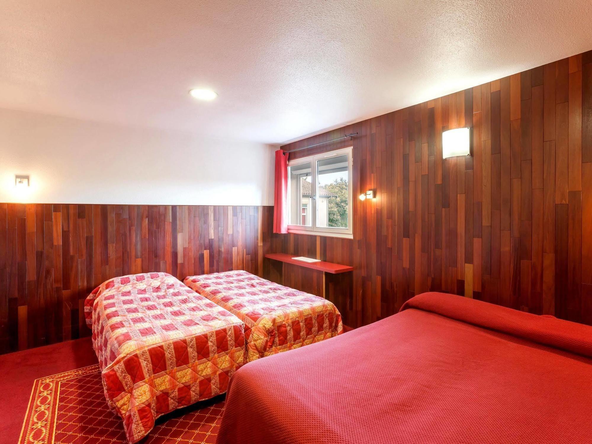 Logis Hotel Horus Restaurant Les Bruyeres Toulenne 외부 사진